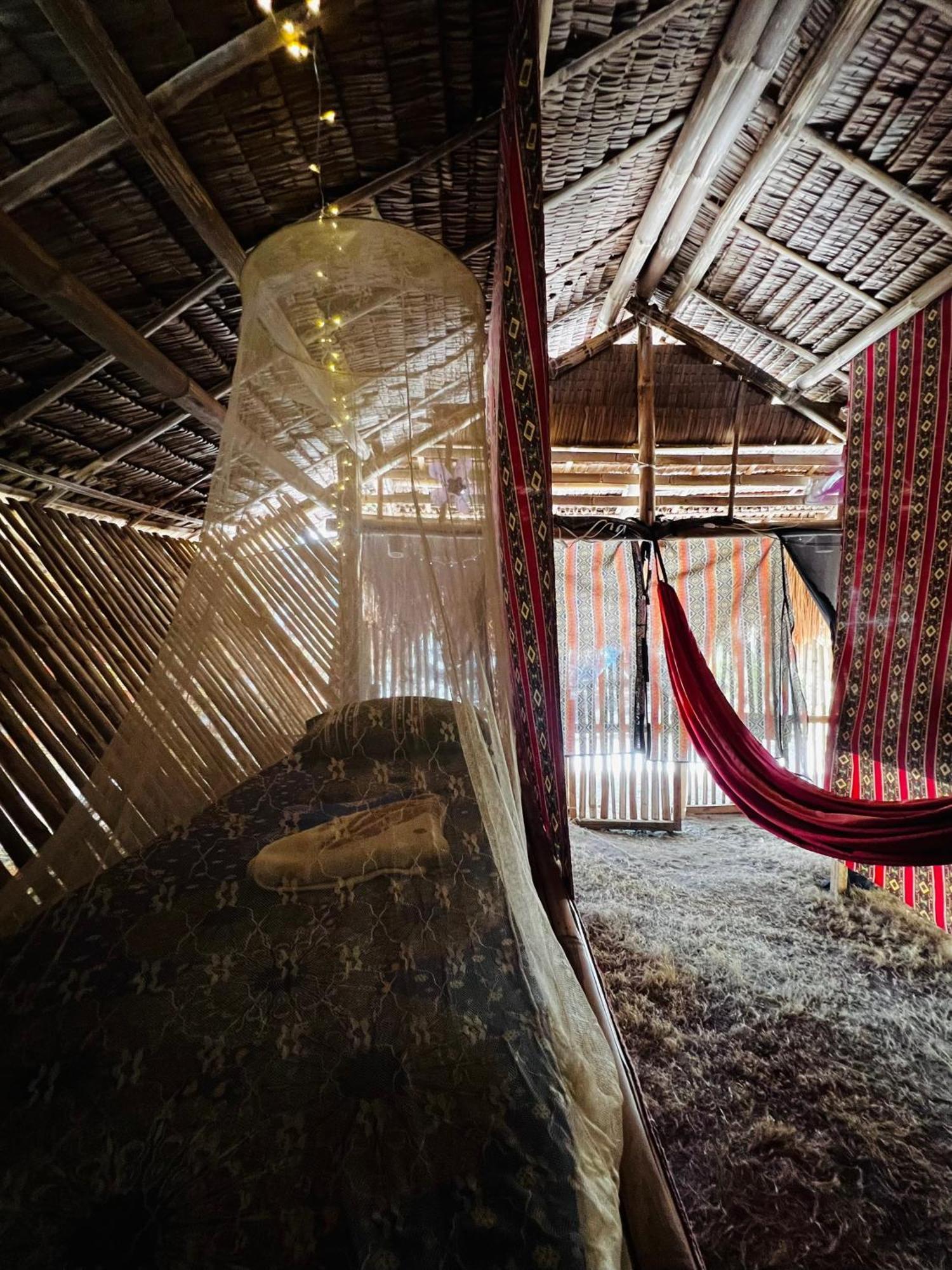Tribal Huts Community Hostel Daanbantayan Room photo