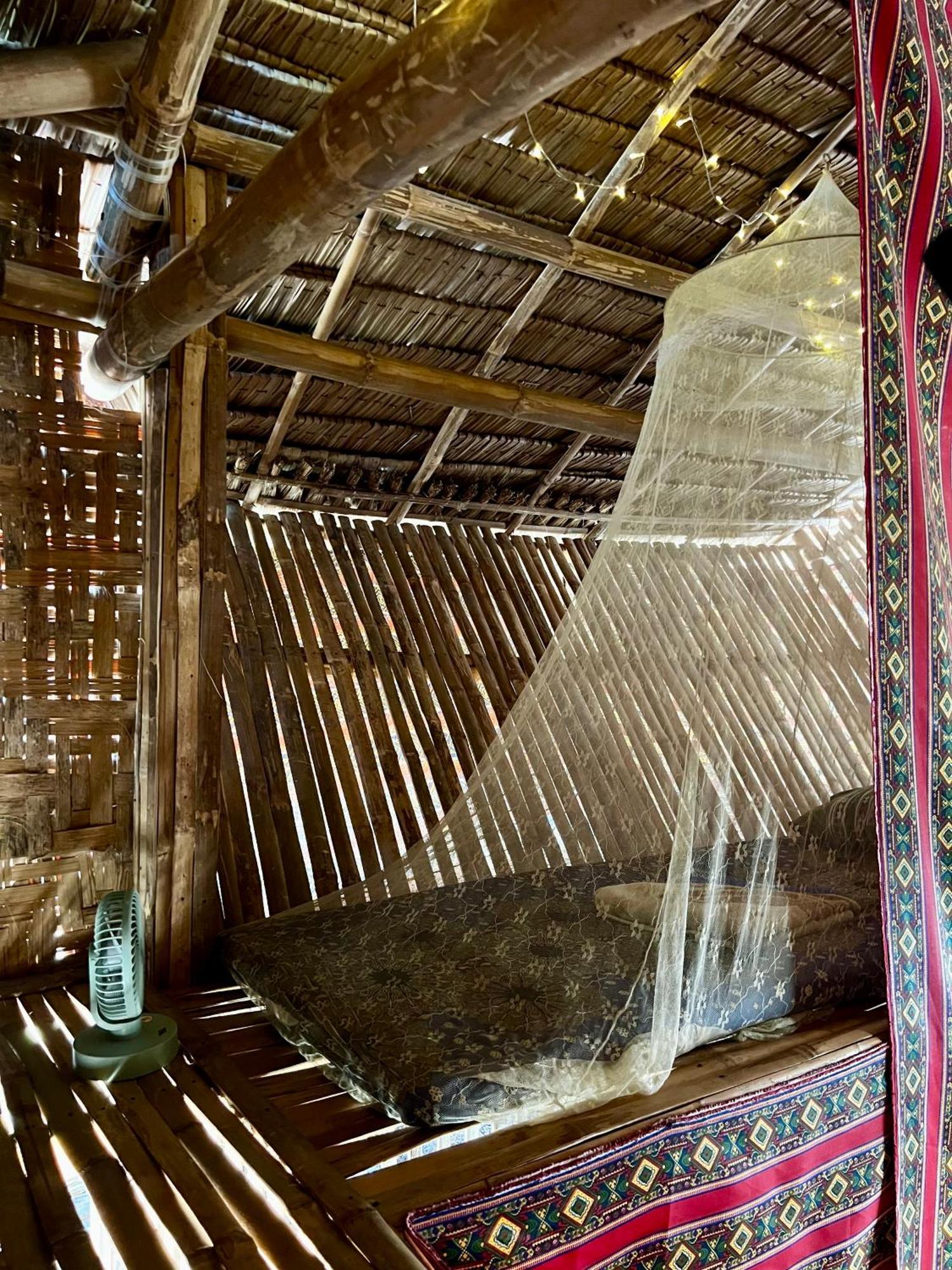 Tribal Huts Community Hostel Daanbantayan Room photo